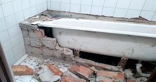 Демонтаж ванны в Изобильном от Мастер24 — быстро, недорого, вывоз старой ванны от 1039 руб.